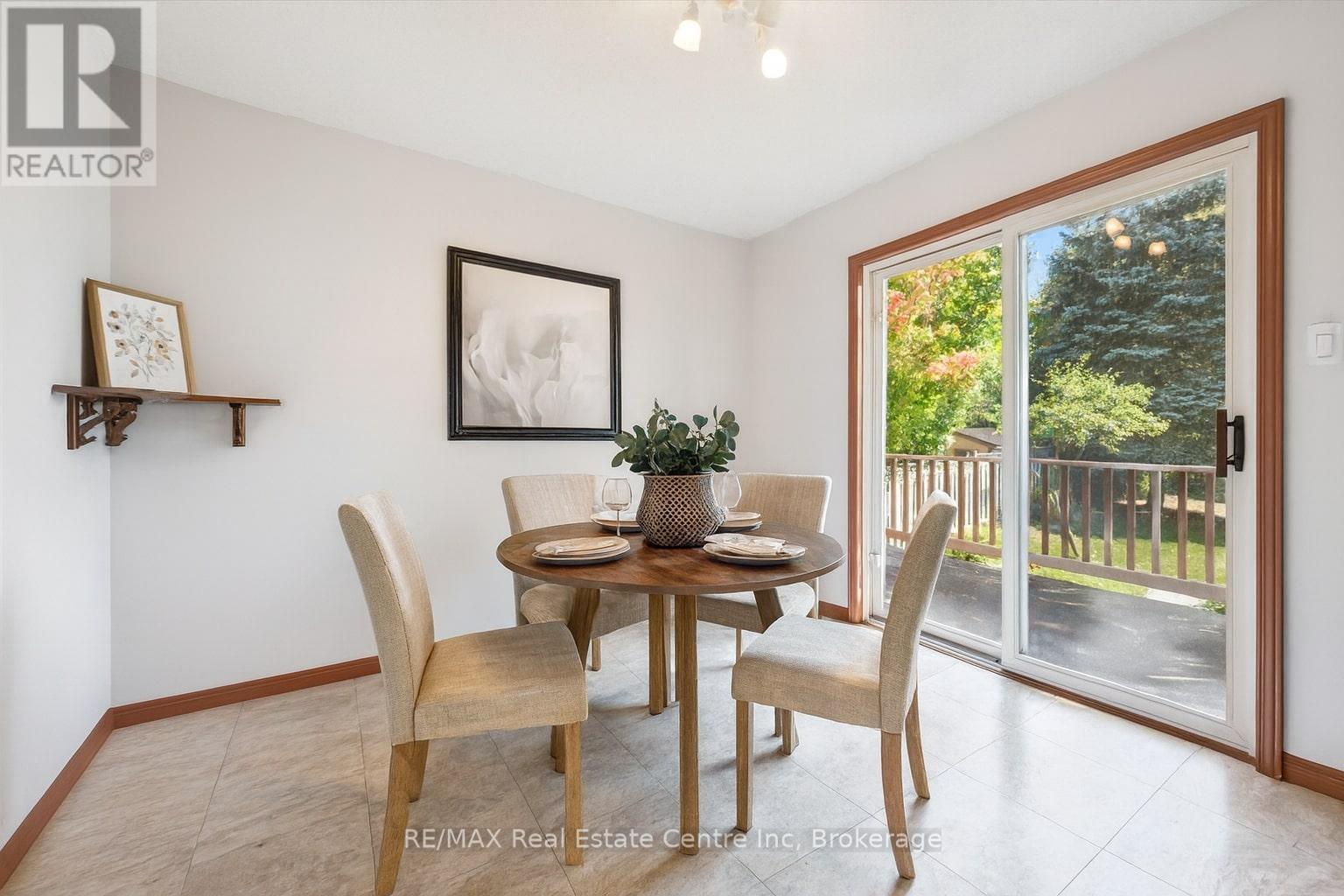 45 Chesterton Lane, Guelph (Grange Road), Ontario  N1E 6S8 - Photo 8 - X12412715