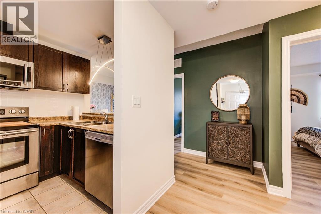 2 Colonial Drive Unit# 401, Guelph, Ontario  N1L 0K8 - Photo 5 - 40794833