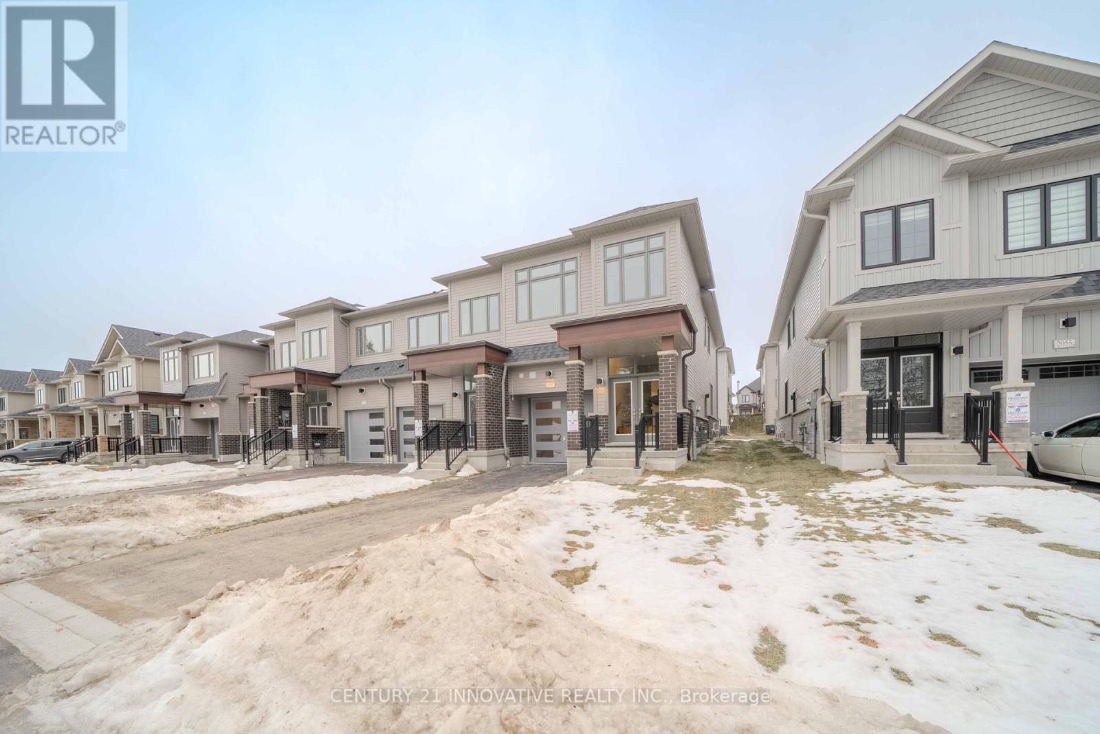 2057 Horace Duncan Crescent, Oshawa, Ontario  L1L 0W4 - Photo 2 - E12647426