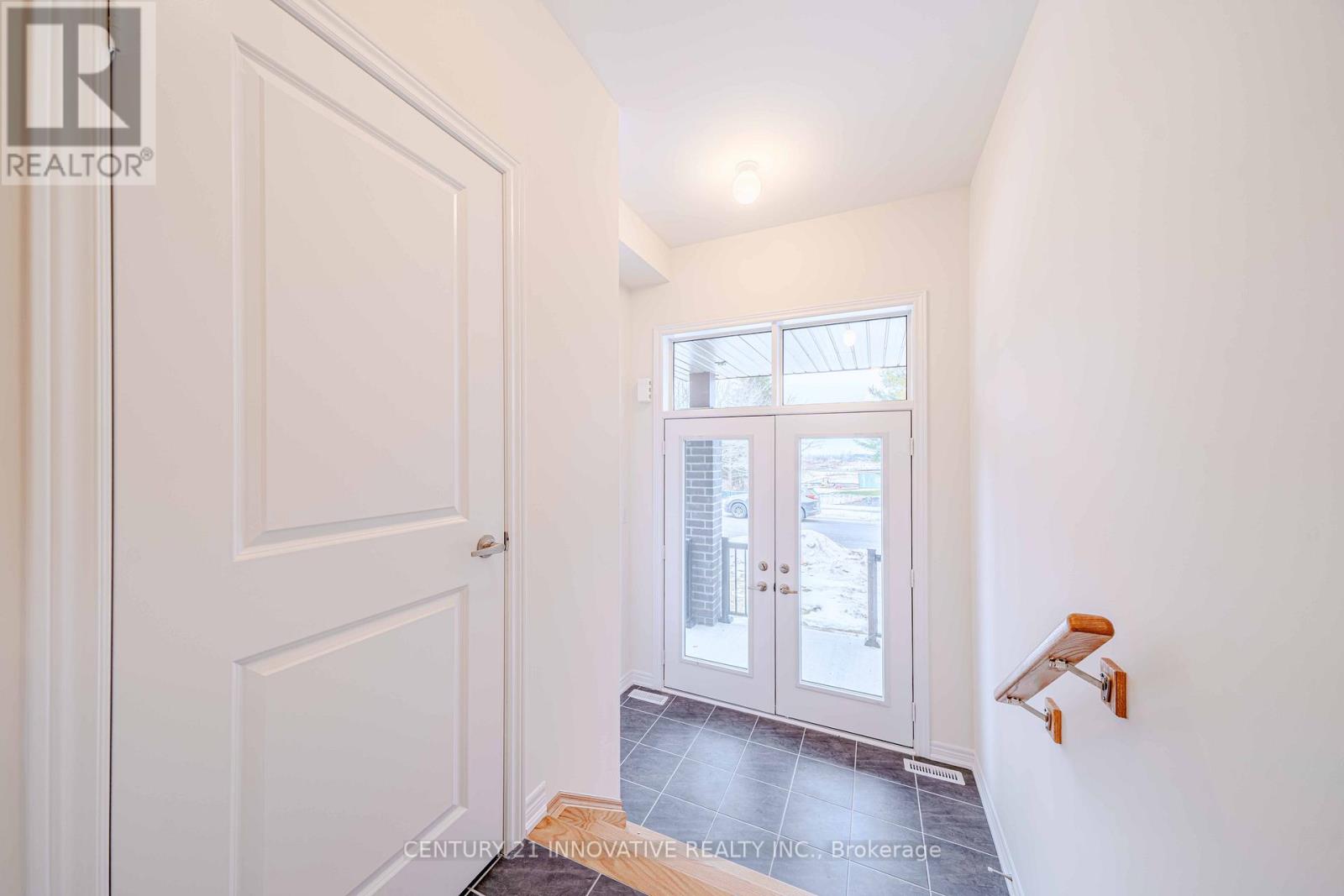 2057 Horace Duncan Crescent, Oshawa, Ontario  L1L 0W4 - Photo 3 - E12647426