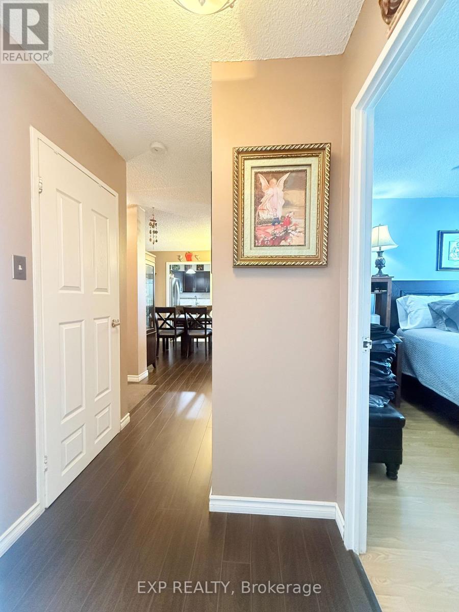 1009 - 5 San Romano Way, Toronto, Ontario  M3N 2Y4 - Photo 11 - W12647418