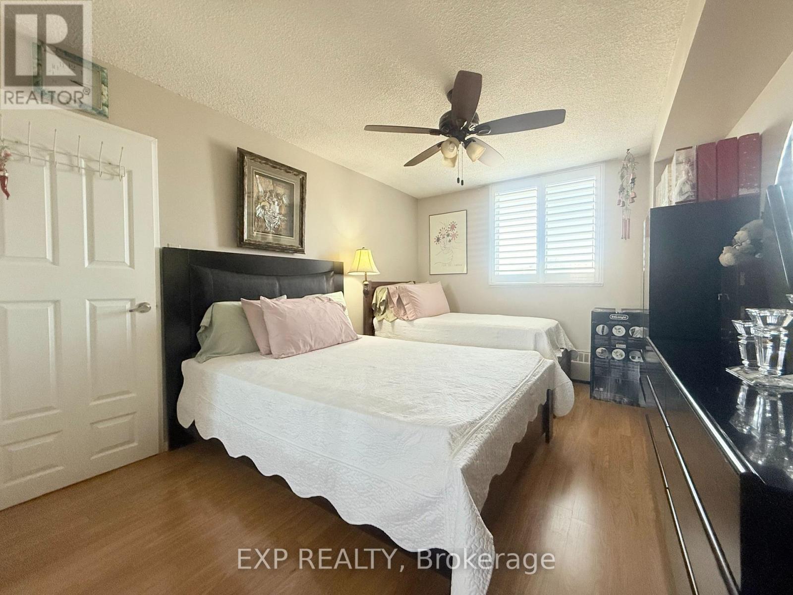 1009 - 5 San Romano Way, Toronto, Ontario  M3N 2Y4 - Photo 16 - W12647418