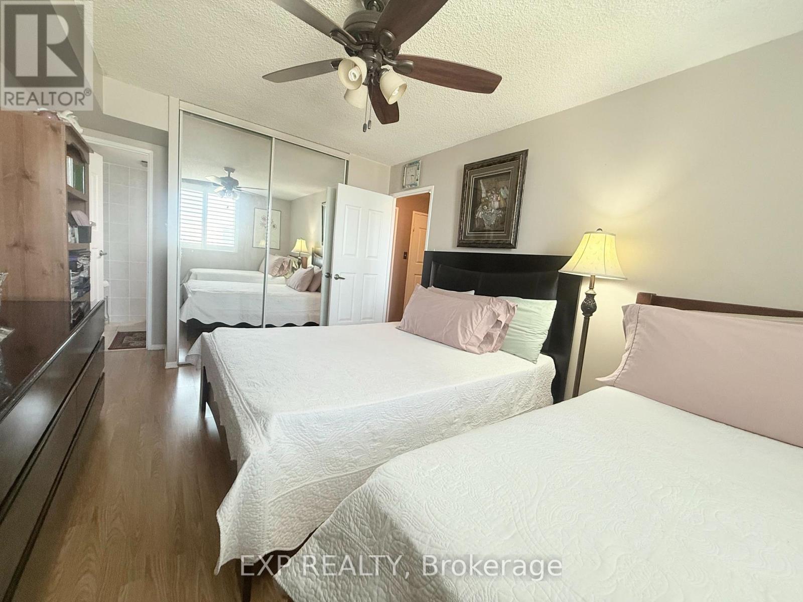 1009 - 5 San Romano Way, Toronto, Ontario  M3N 2Y4 - Photo 17 - W12647418