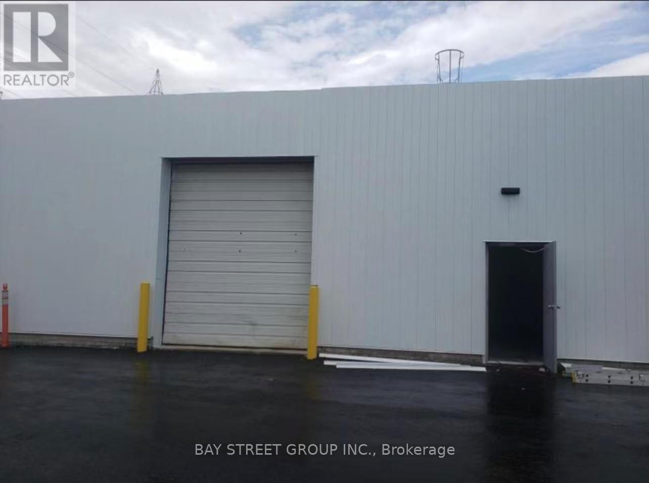 1 - 35 Stoffel Drive, Toronto, Ontario  M9W 6A8 - Photo 3 - W12647432