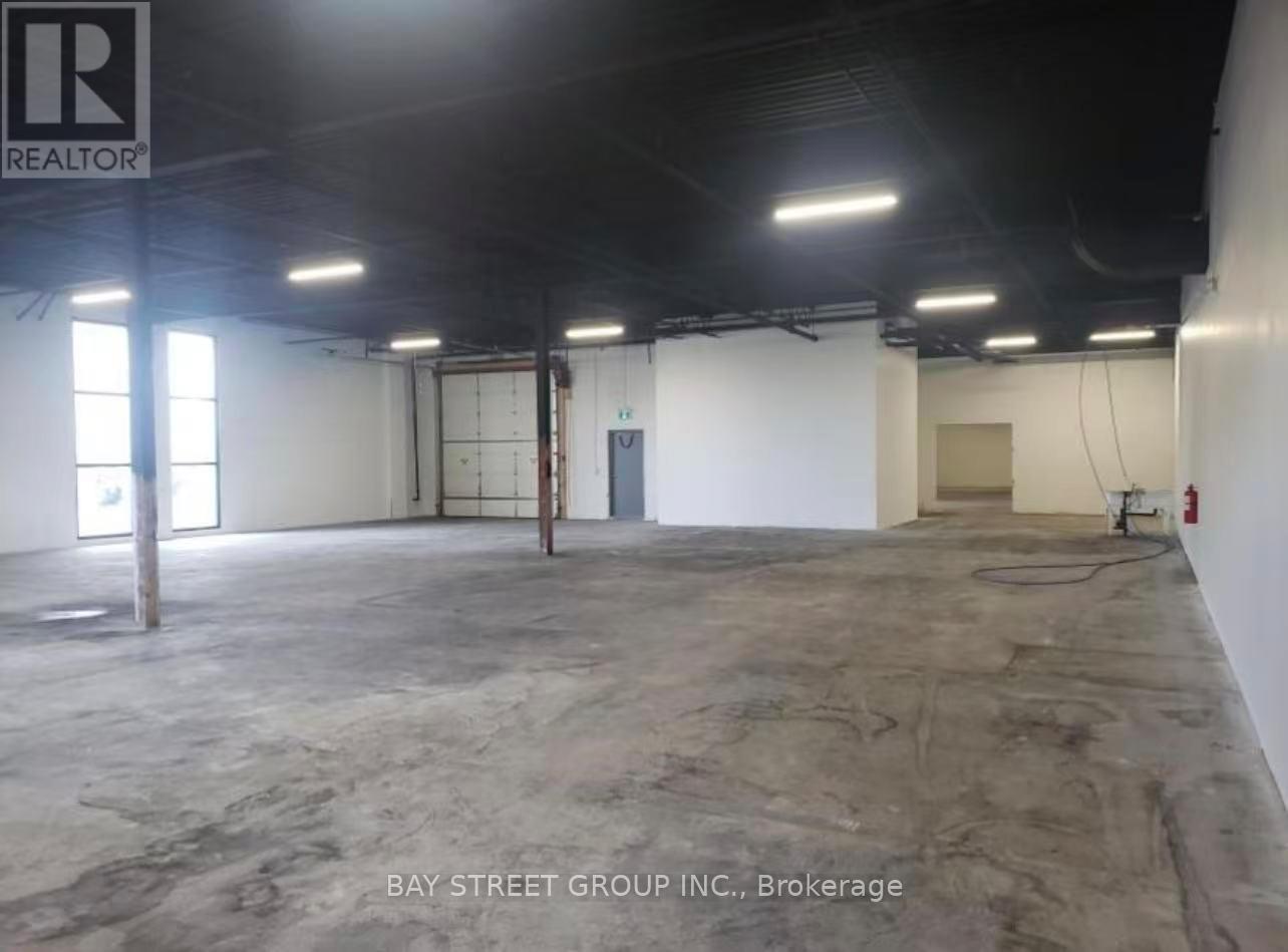 1 - 35 Stoffel Drive, Toronto, Ontario  M9W 6A8 - Photo 5 - W12647432