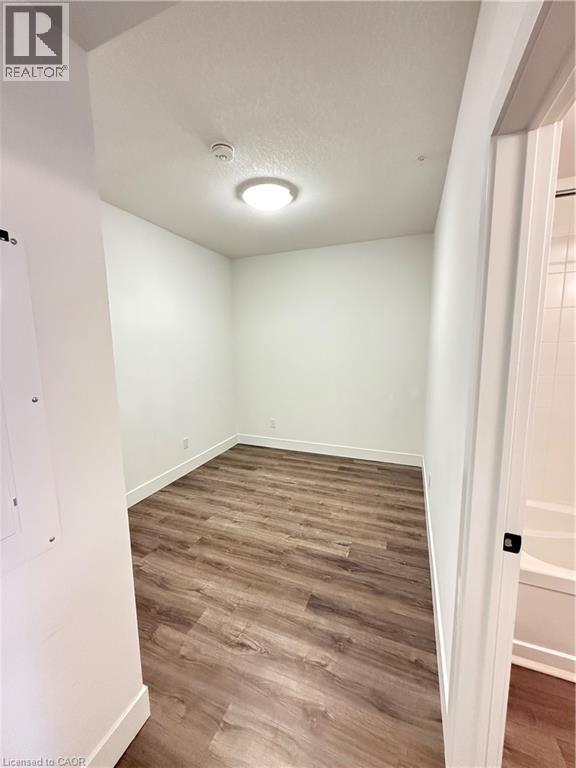 1201 Lackner Boulevard Unit# 311, Kitchener, Ontario  N2A 4A8 - Photo 4 - 40794726