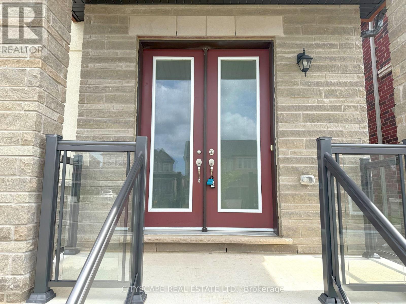 76 Elstone Place, Hamilton, Ontario  L8B 1Y9 - Photo 3 - X12647454