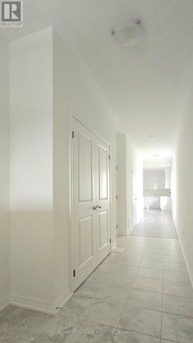 39 - 474 Provident Way, Hamilton, Ontario  L0R 1W0 - Photo 3 - X12647462