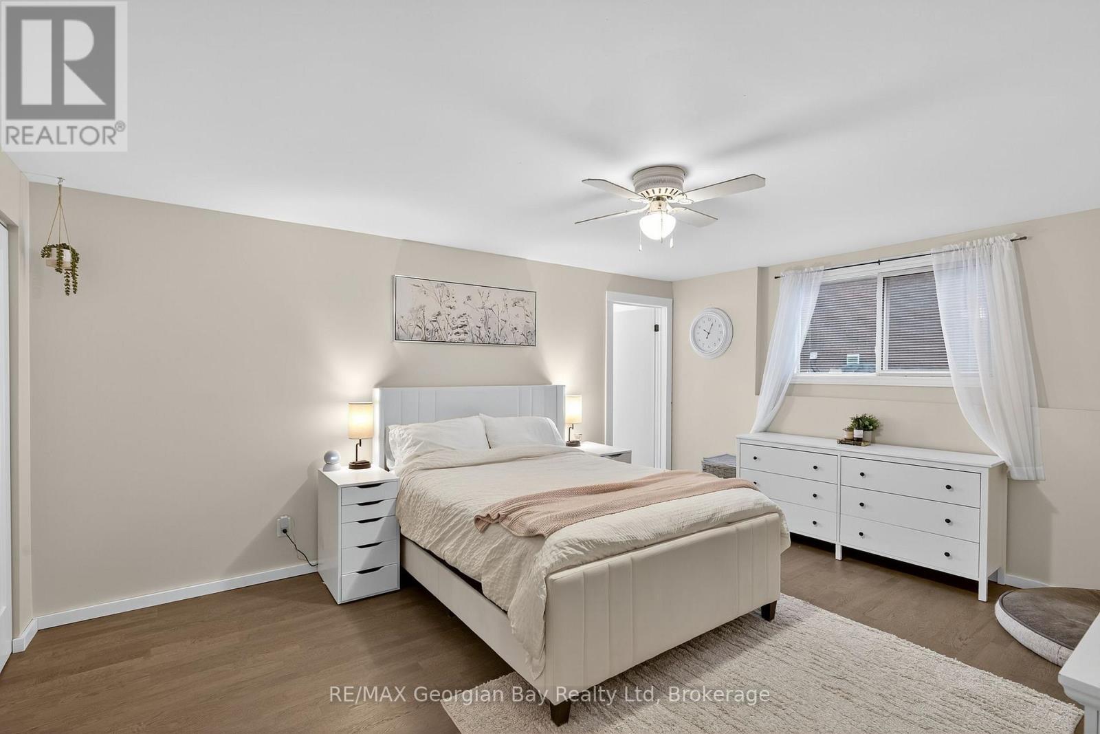 93 Edward Street, Penetanguishene, Ontario  L9M 1J3 - Photo 25 - S12478526