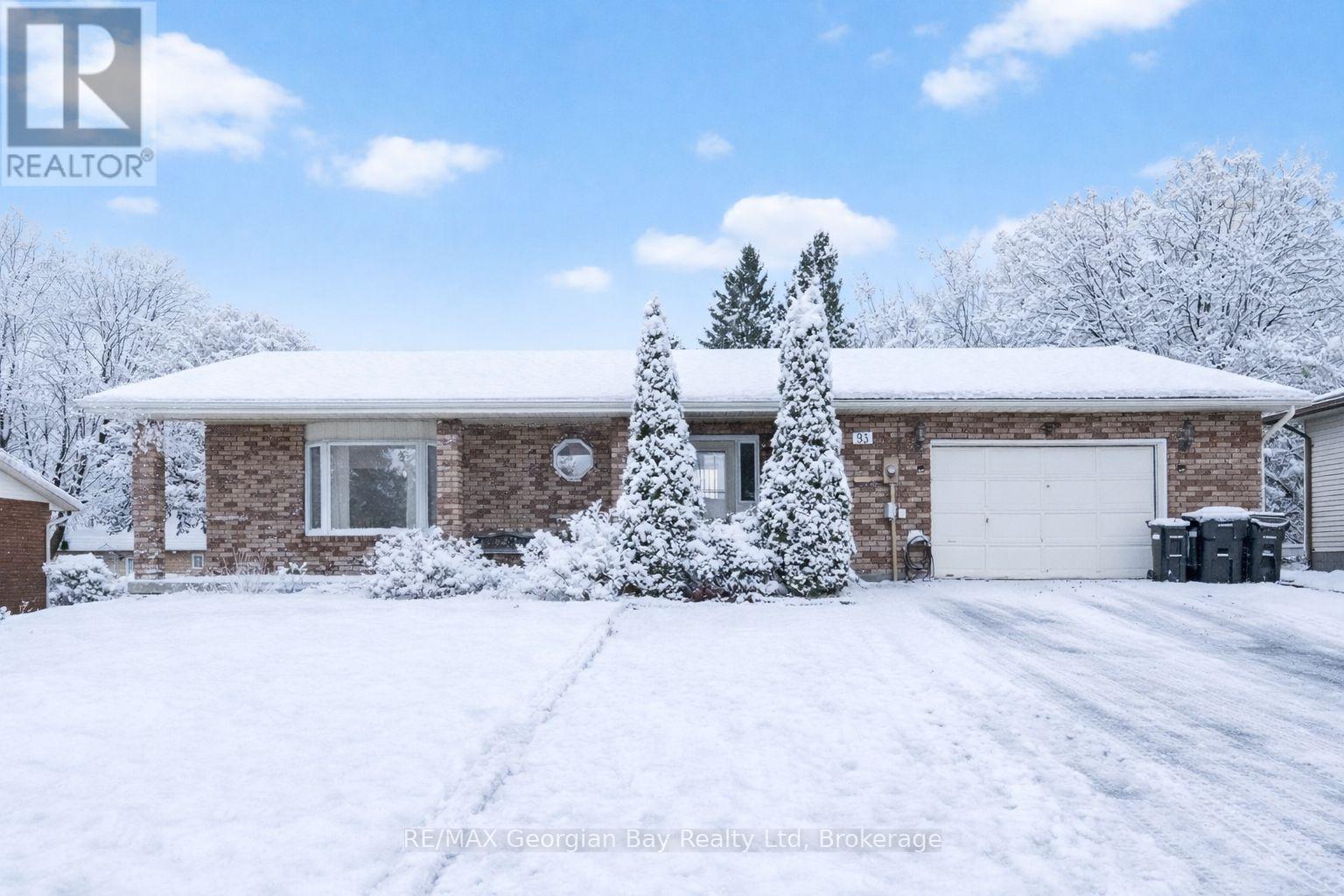 93 EDWARD STREET, Penetanguishene, Ontario