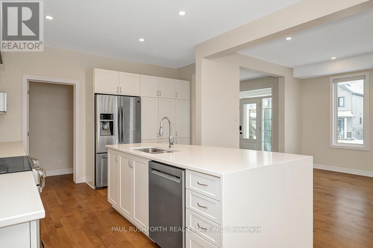 115 Discovery Crescent, Ottawa, Ontario  K2S 0Z9 - Photo 12 - X12647468
