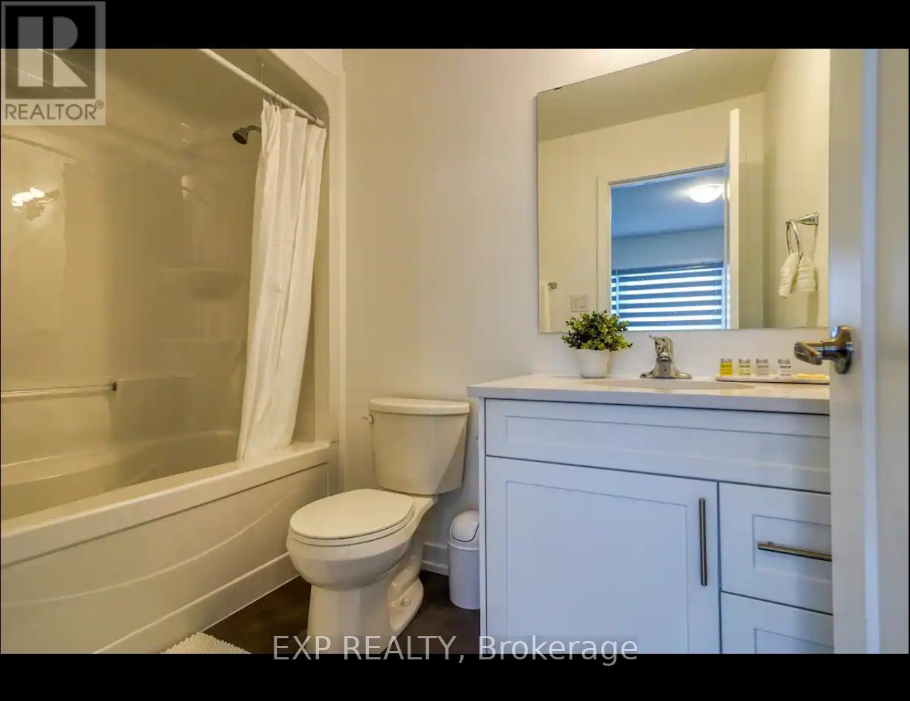 721 - 4263 Fourth Avenue, Niagara Falls, Ontario  L2E 0C2 - Photo 17 - X12647466