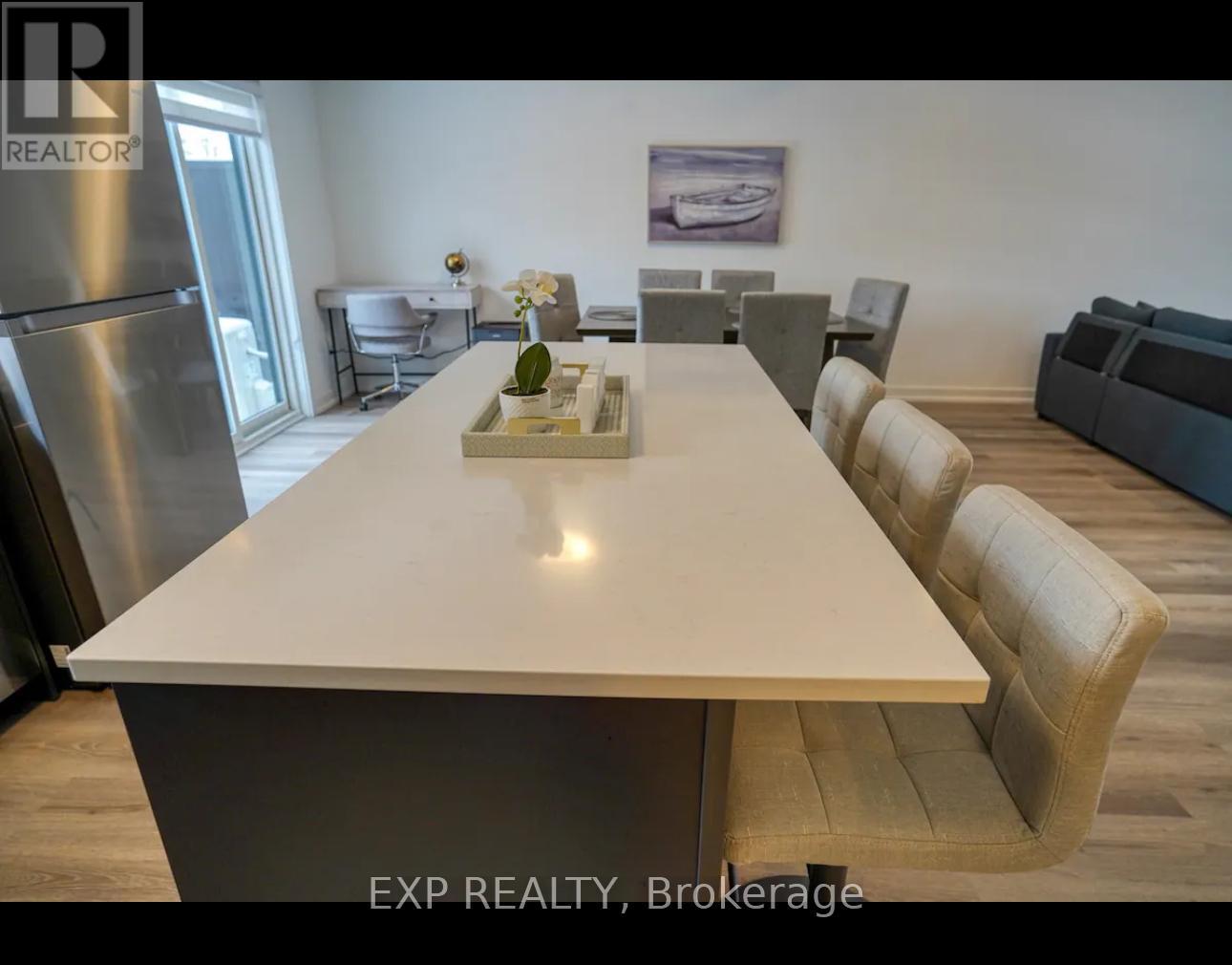 721 - 4263 Fourth Avenue, Niagara Falls, Ontario  L2E 0C2 - Photo 4 - X12647466