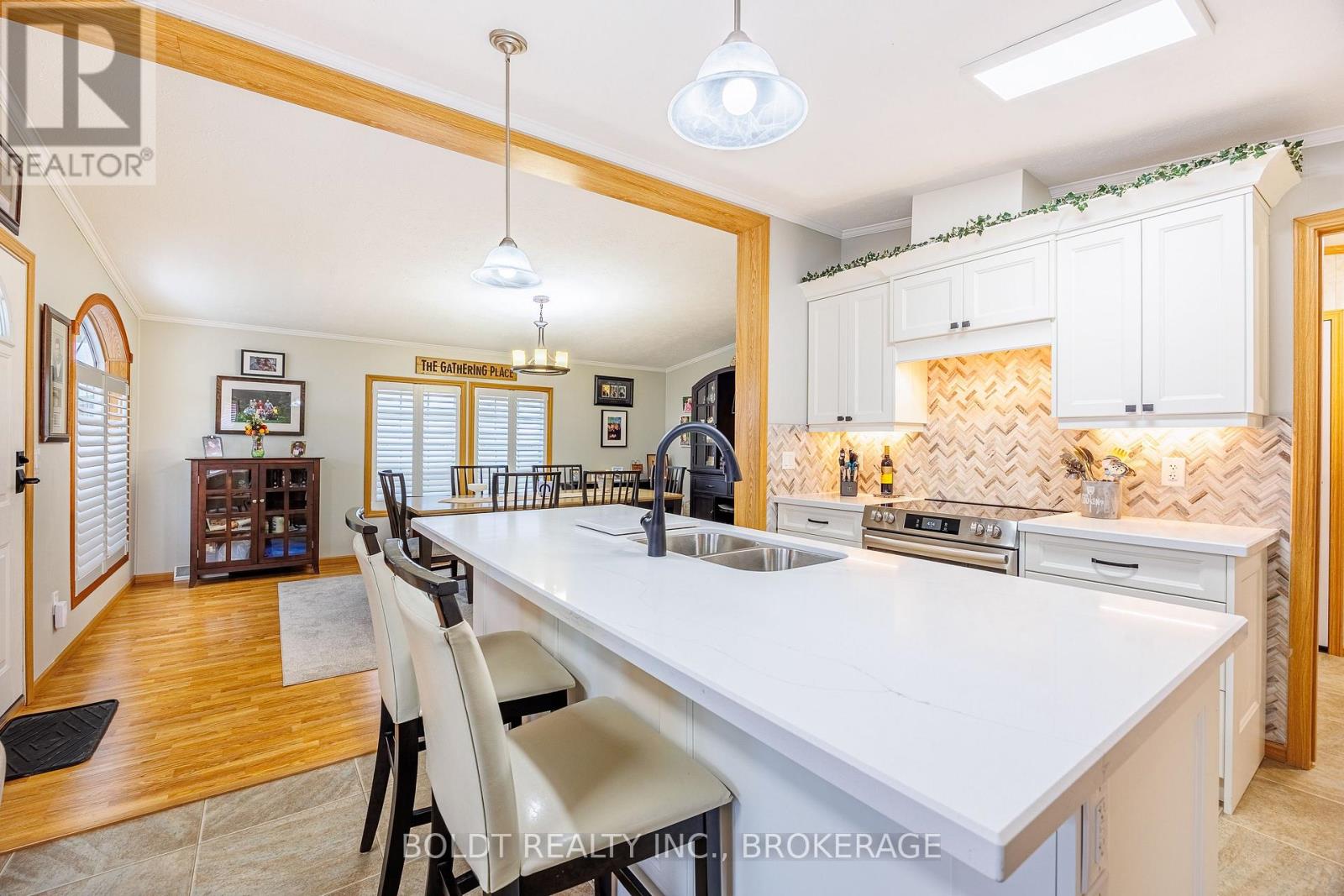 101 - 3033 Townline Road, Fort Erie, Ontario  L0S 1S1 - Photo 7 - X12647474