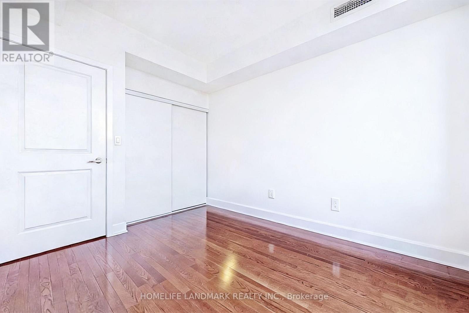 1002 - 26 Norton Avenue, Toronto, Ontario  M2N 0H6 - Photo 11 - C12647464