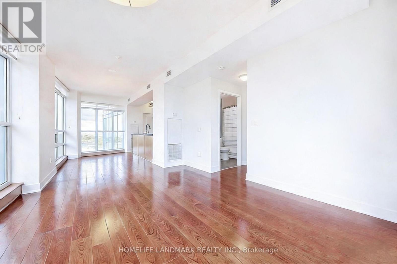 1002 - 26 Norton Avenue, Toronto, Ontario  M2N 0H6 - Photo 4 - C12647464