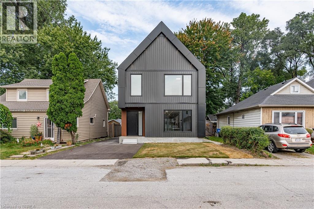 21 CLARE Avenue, hamilton, Ontario