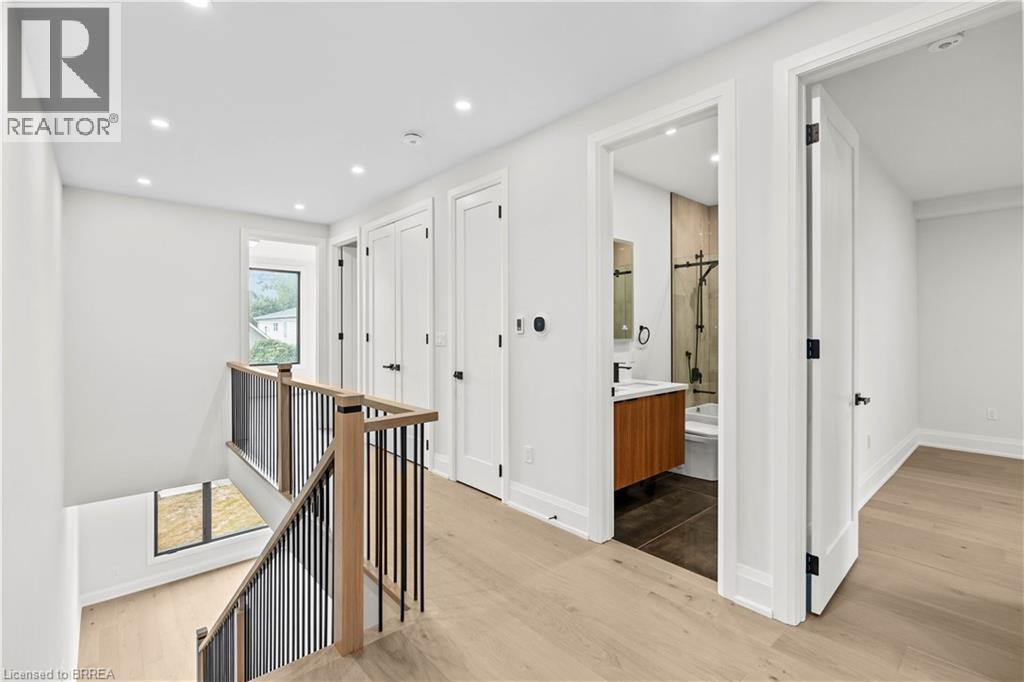 21 Clare Avenue, Hamilton, Ontario  L8H 7C9 - Photo 11 - 40794748