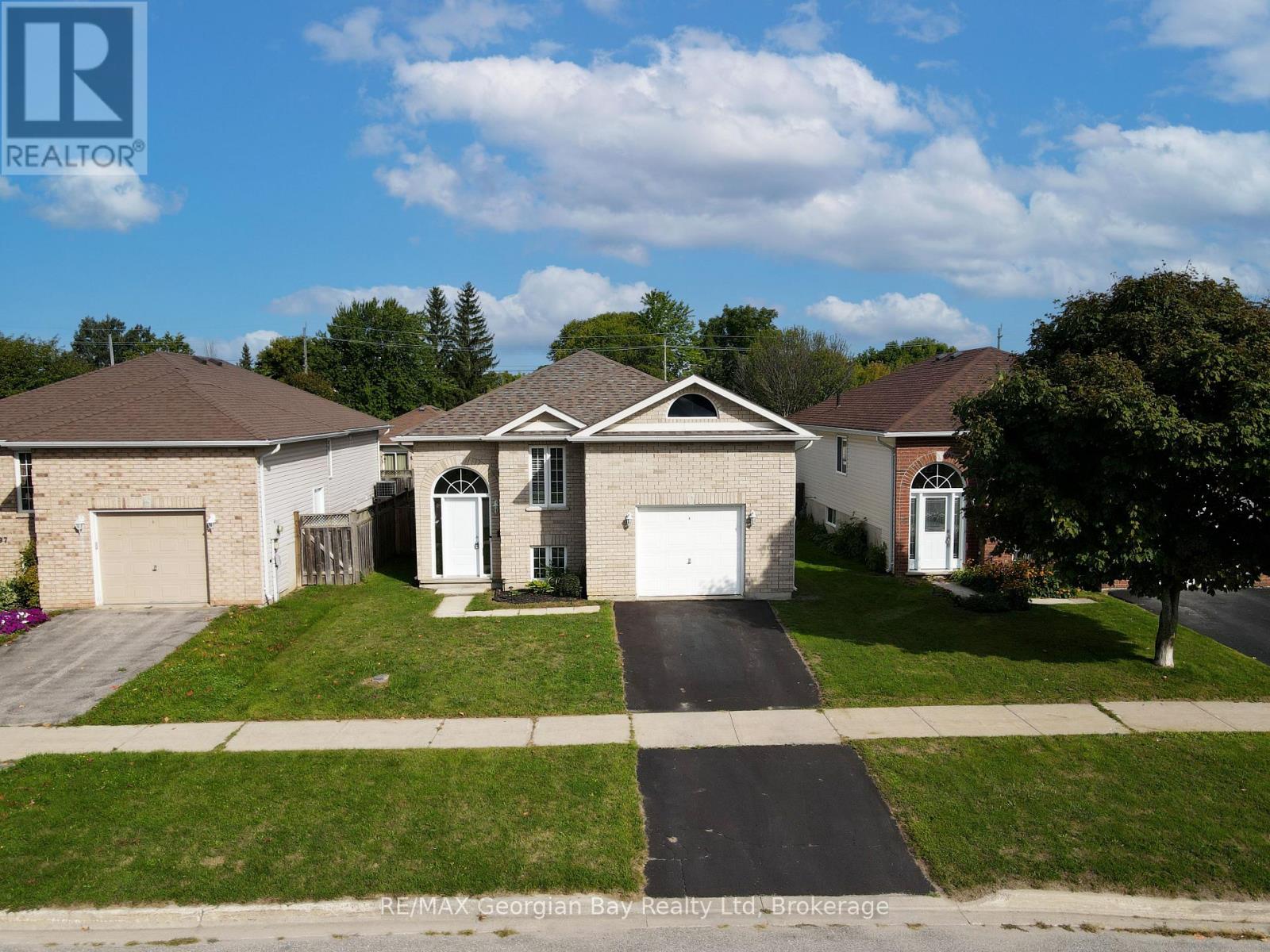 399 Irwin Street, Midland, Ontario  L4R 2V6 - Photo 23 - S12376369