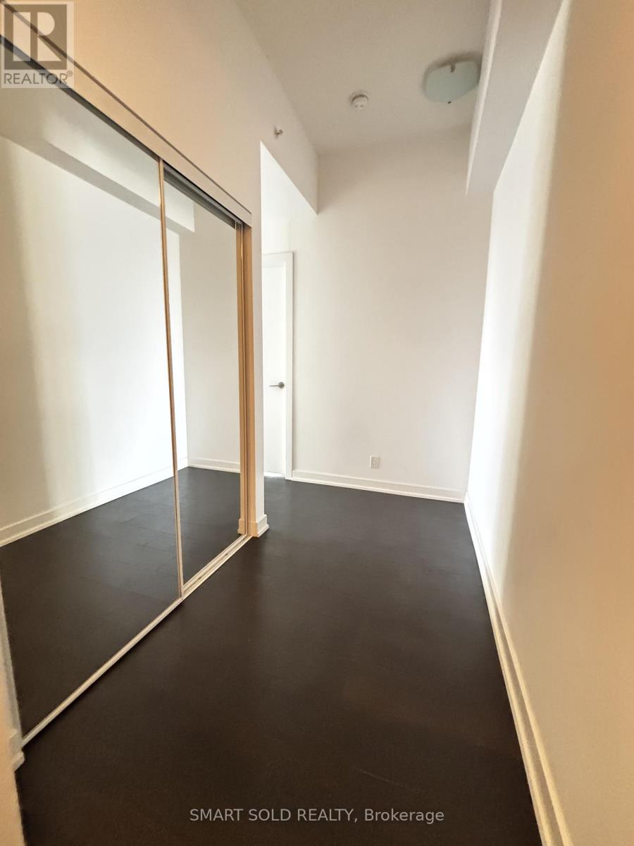 711 - 2220 Lake Shore Boulevard W, Toronto, Ontario  M8V 0C1 - Photo 4 - W12647472