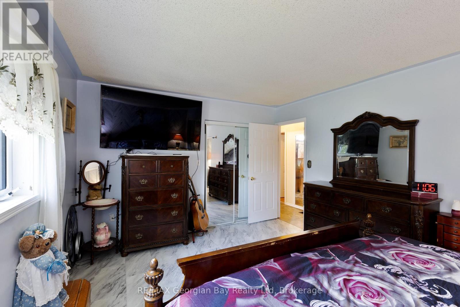 739 Simcoe Avenue, Tay, Ontario  L0K 1R0 - Photo 21 - S12315383