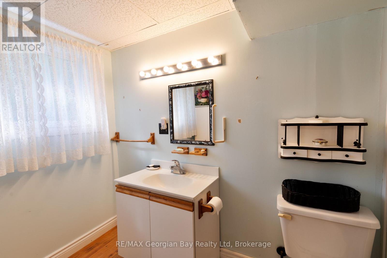 426 David Avenue, Tay, Ontario  L0K 1R0 - Photo 17 - S12362806