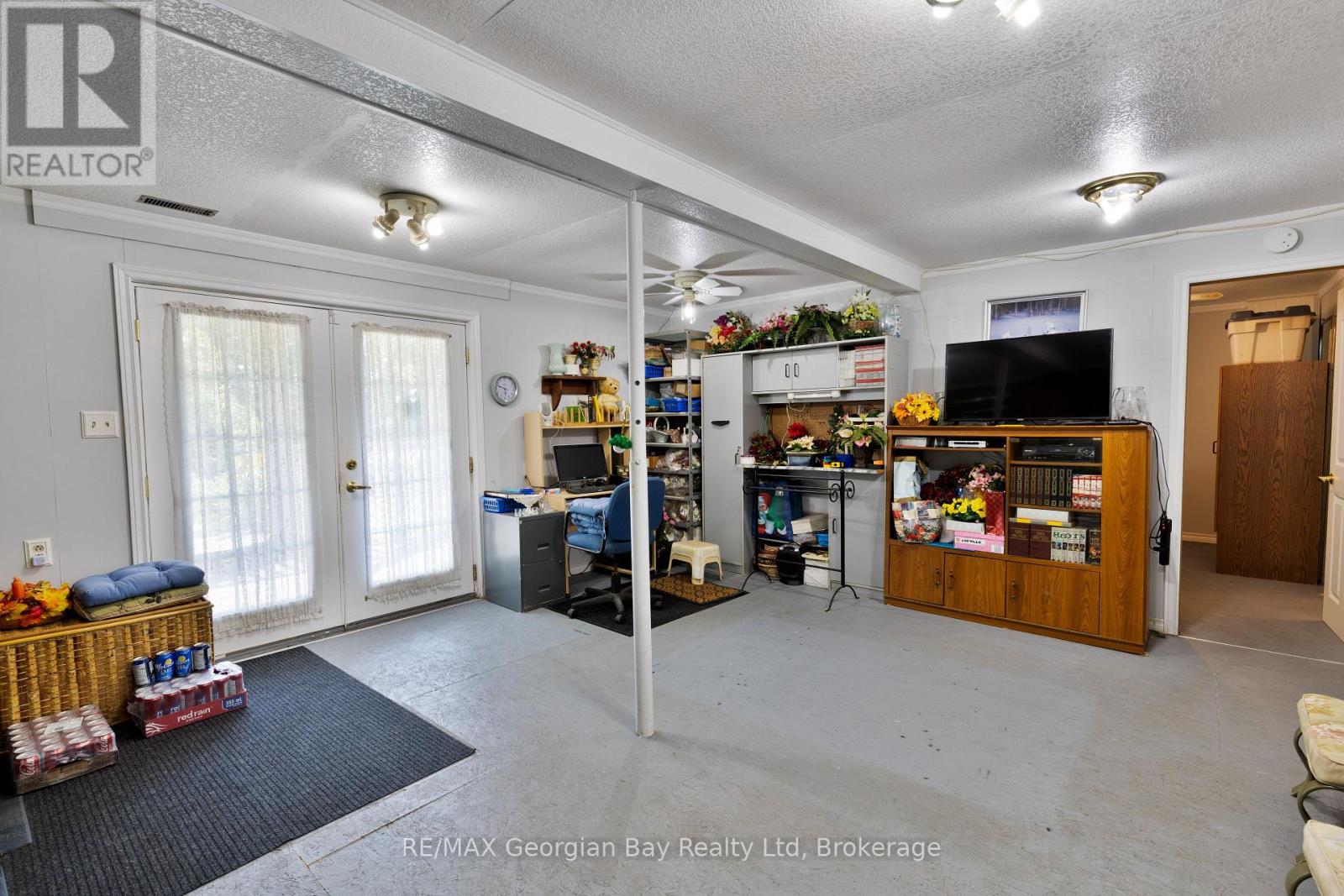 426 David Avenue, Tay, Ontario  L0K 1R0 - Photo 25 - S12362806