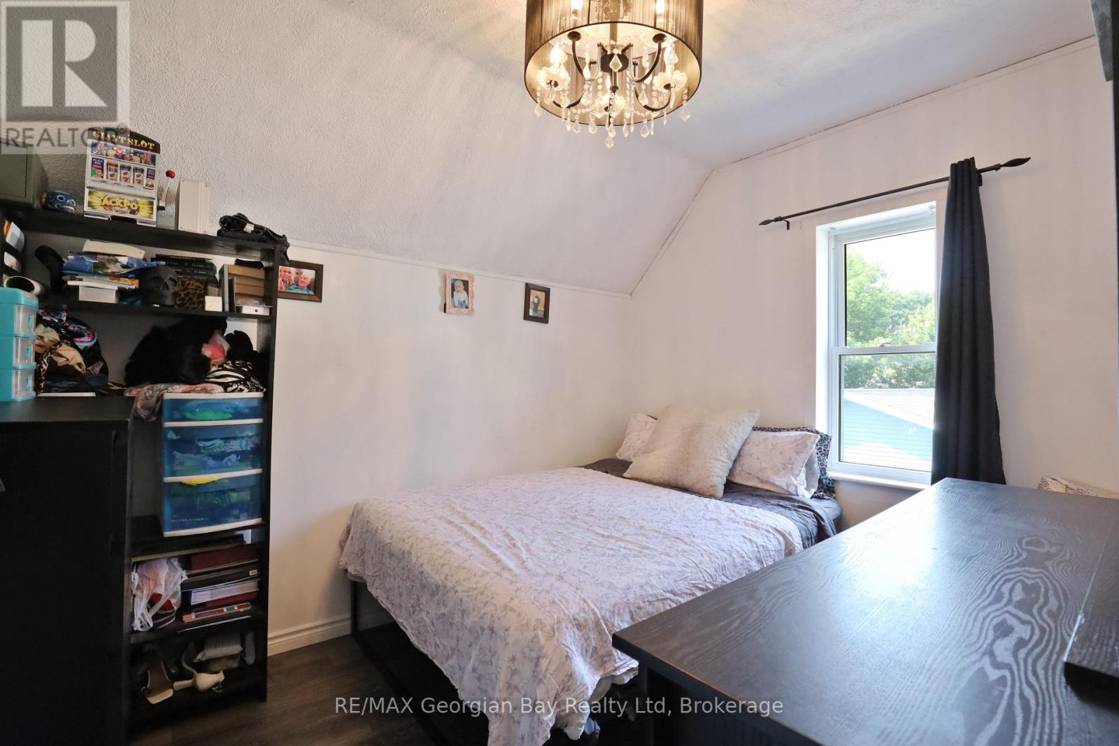 136 Fourth Street, Midland, Ontario  L4R 3T2 - Photo 17 - S12364325