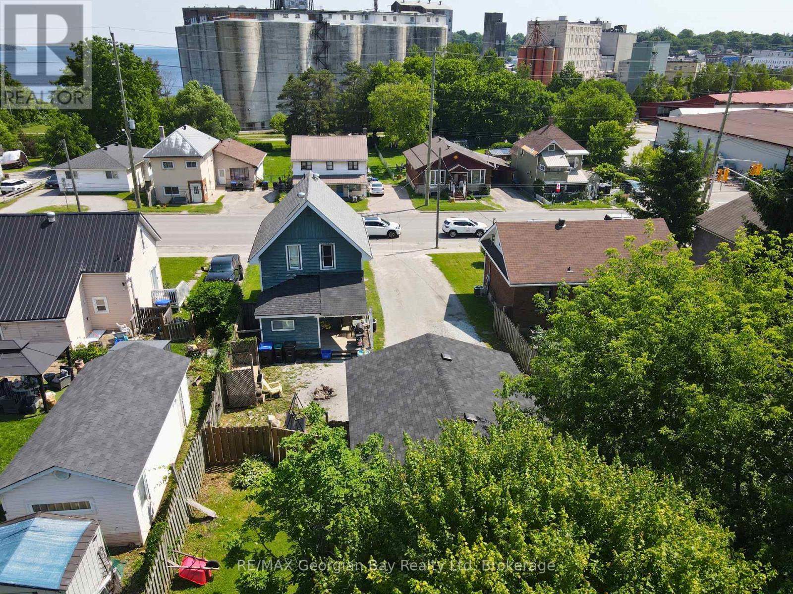 136 Fourth Street, Midland, Ontario  L4R 3T2 - Photo 33 - S12364325