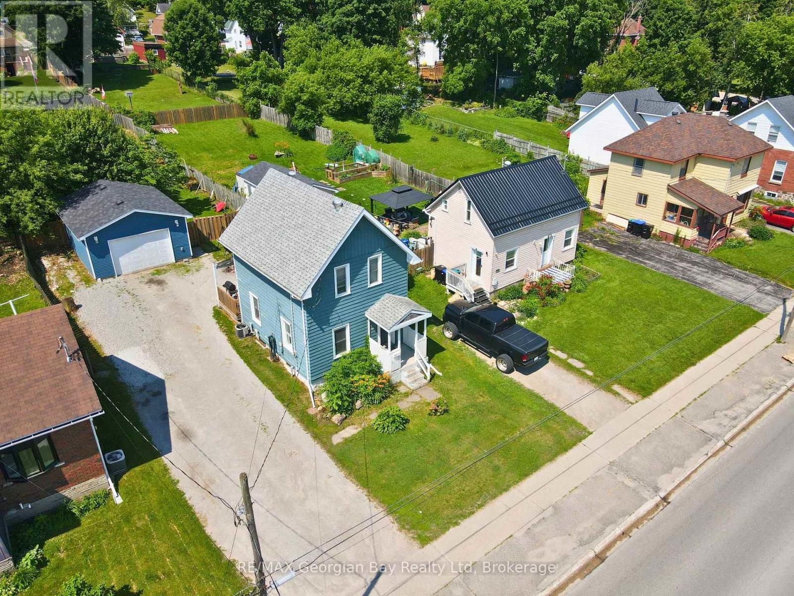 136 Fourth Street, Midland, Ontario  L4R 3T2 - Photo 32 - S12364325