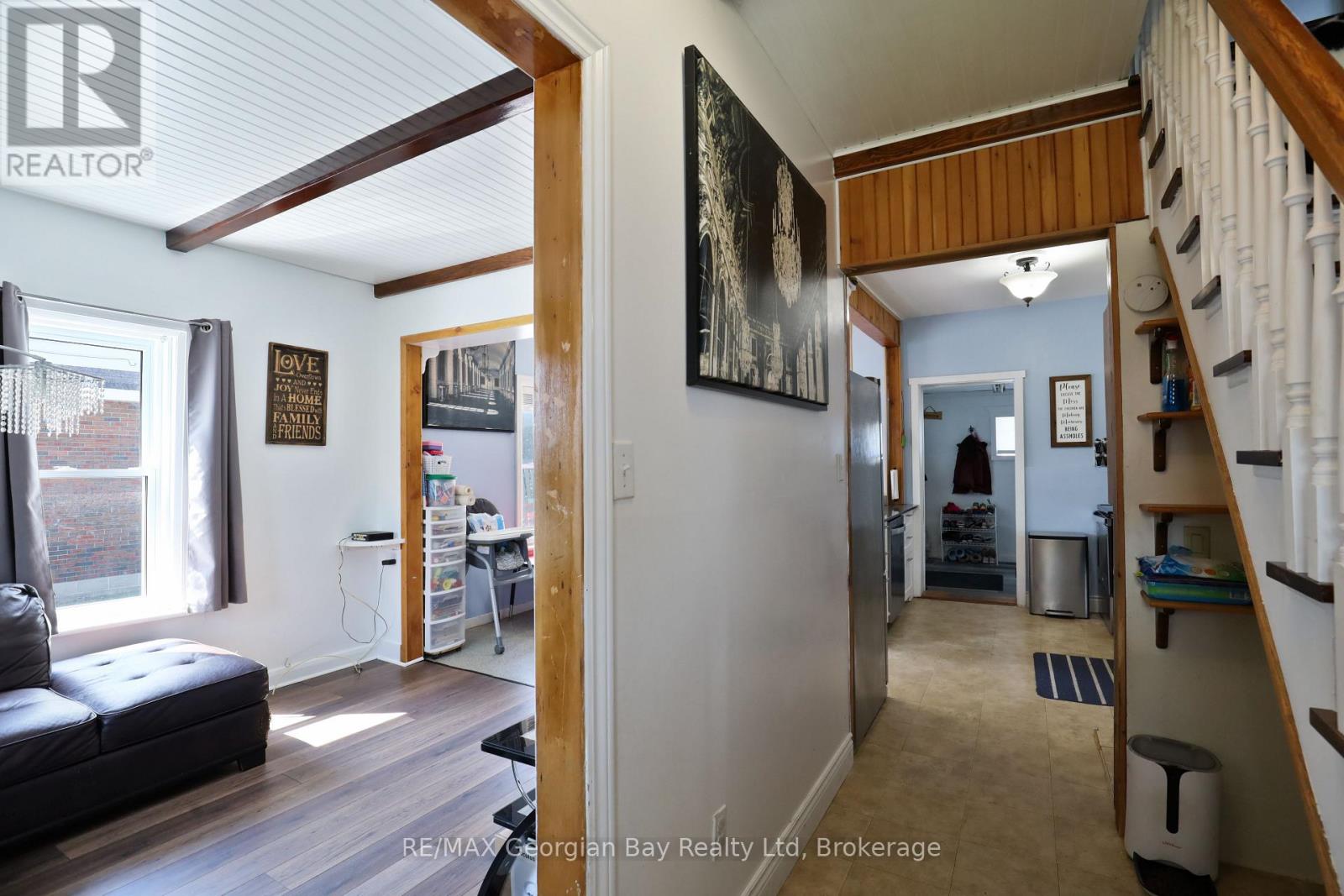 136 Fourth Street, Midland, Ontario  L4R 3T2 - Photo 4 - S12364325