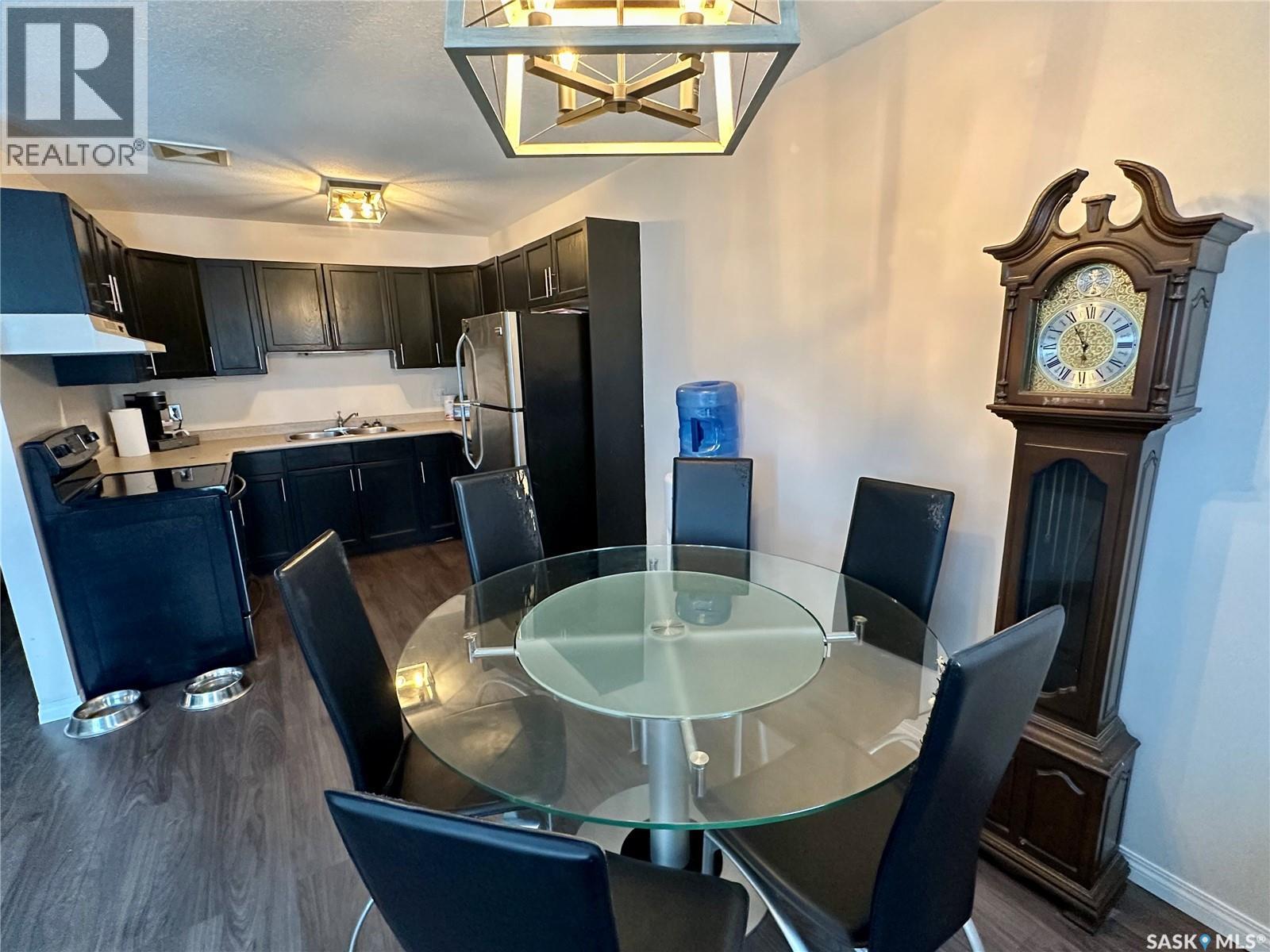 223 Lochrie Crescent, Saskatoon, Saskatchewan  S7M 5E3 - Photo 4 - SK025863