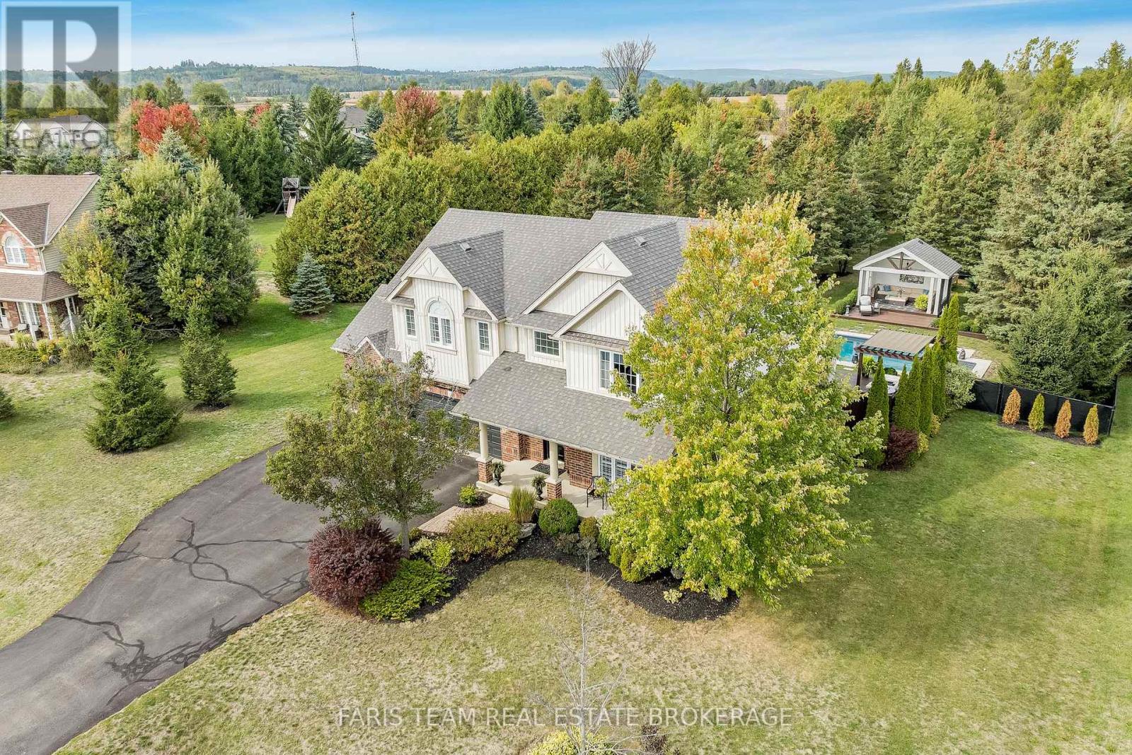 6 Somerville Crescent, Mulmur, Ontario  L0N 1M0 - Photo 3 - X12451178