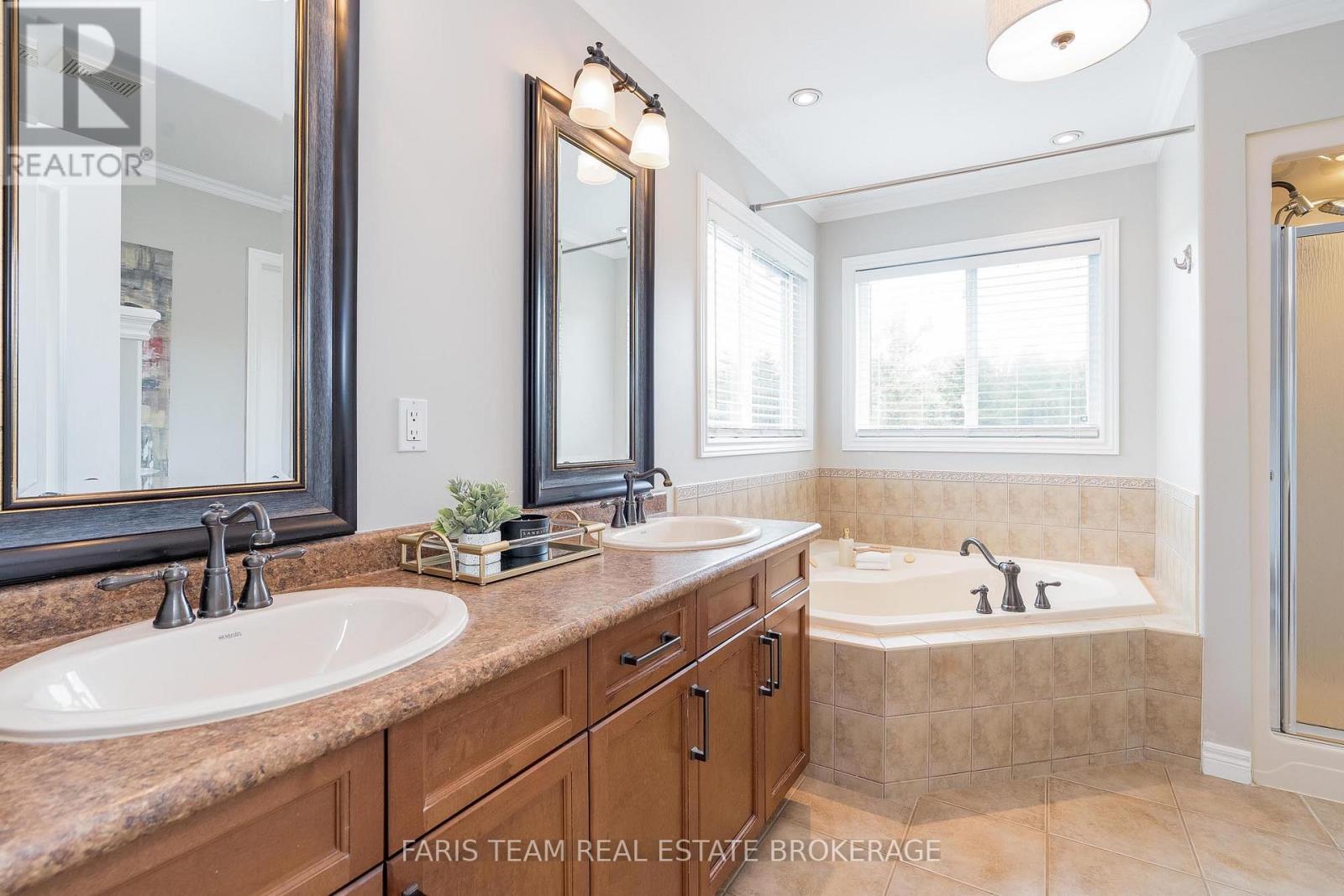 6 Somerville Crescent, Mulmur, Ontario  L0N 1M0 - Photo 19 - X12451178