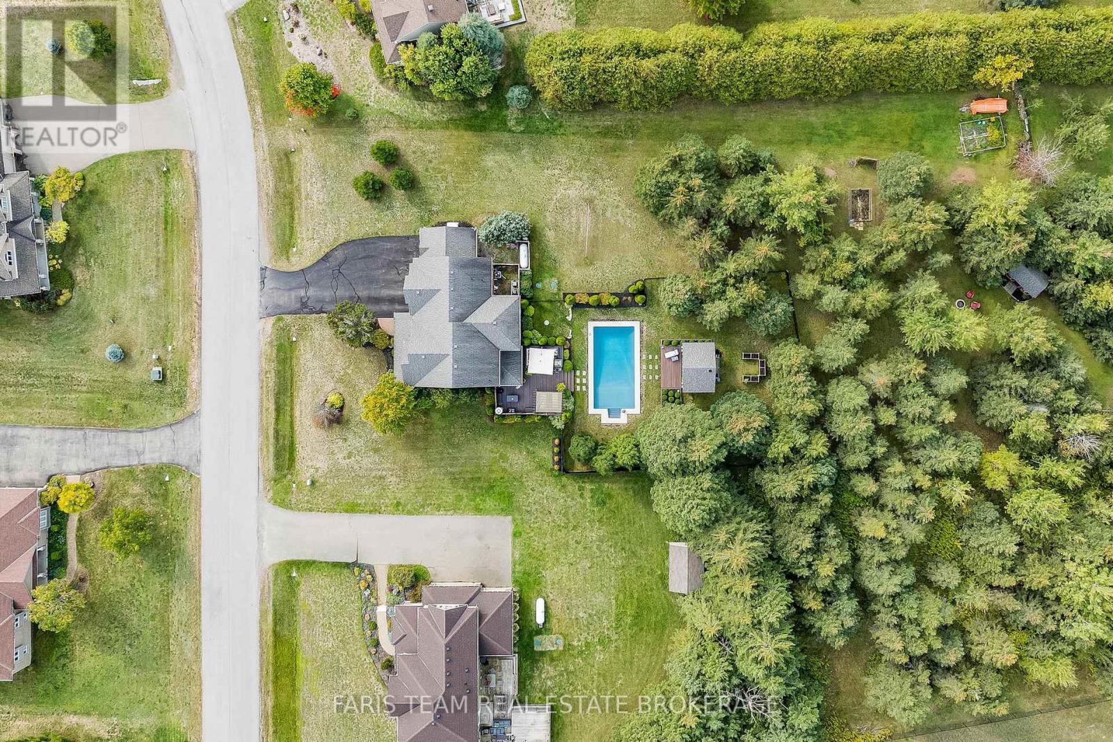 6 Somerville Crescent, Mulmur, Ontario  L0N 1M0 - Photo 39 - X12451178