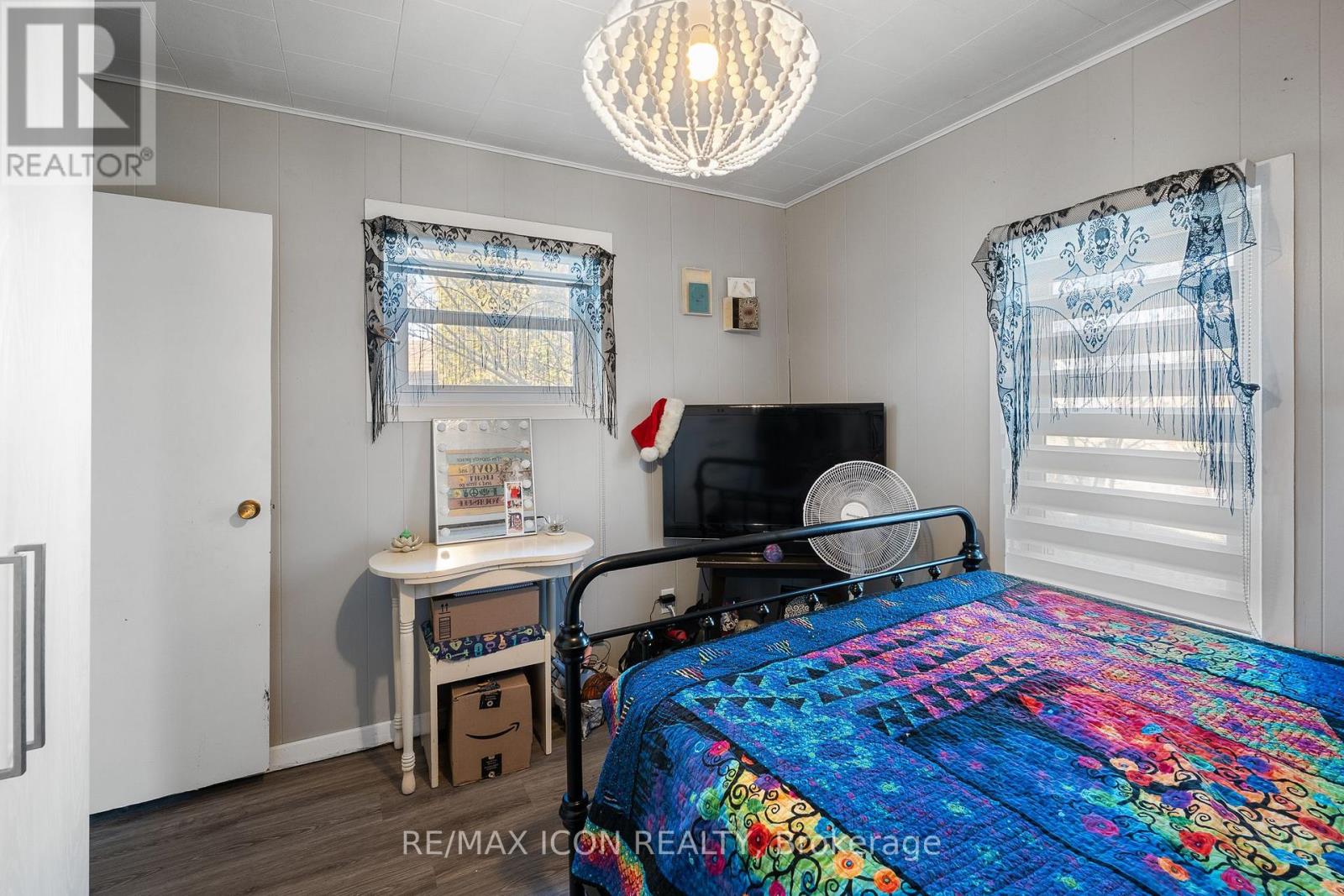 38 Myrtle Street, Kingsville, Ontario  N9Y 1M3 - Photo 21 - X12647520