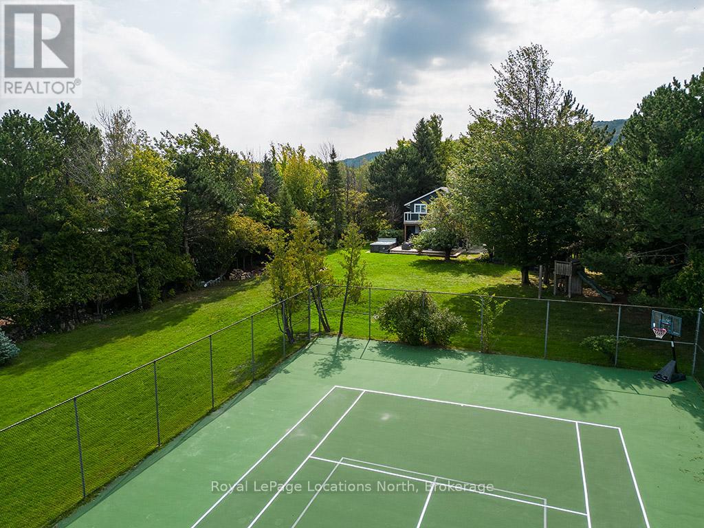 107 Margaret Drive, Blue Mountains, Ontario  L9Y 0T5 - Photo 2 - X12647478