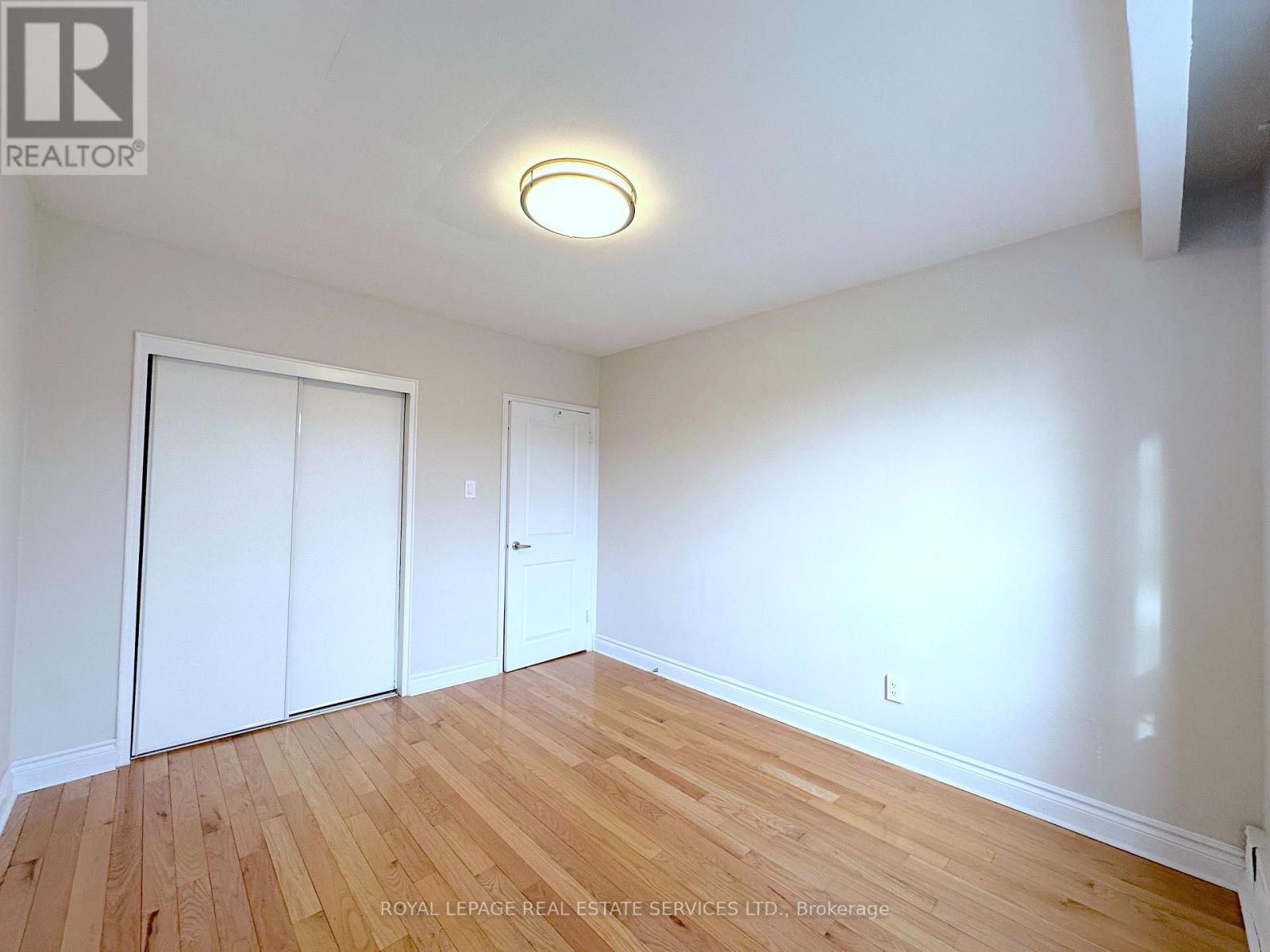 4 - 104 Rajah Street, Toronto, Ontario  M6A 2J3 - Photo 12 - C12647508