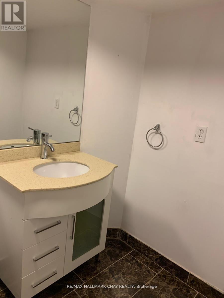 85 October Lane, Aurora, Ontario  L4G 7A1 - Photo 5 - N12647482