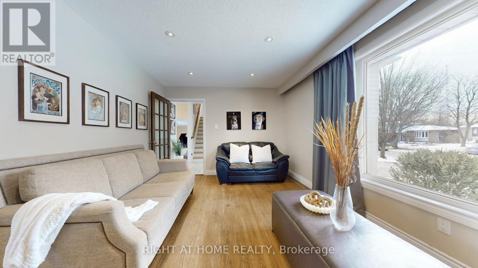 203 Manitoba Street, Whitchurch-Stouffville, Ontario  L4A 4Y4 - Photo 6 - N12647484