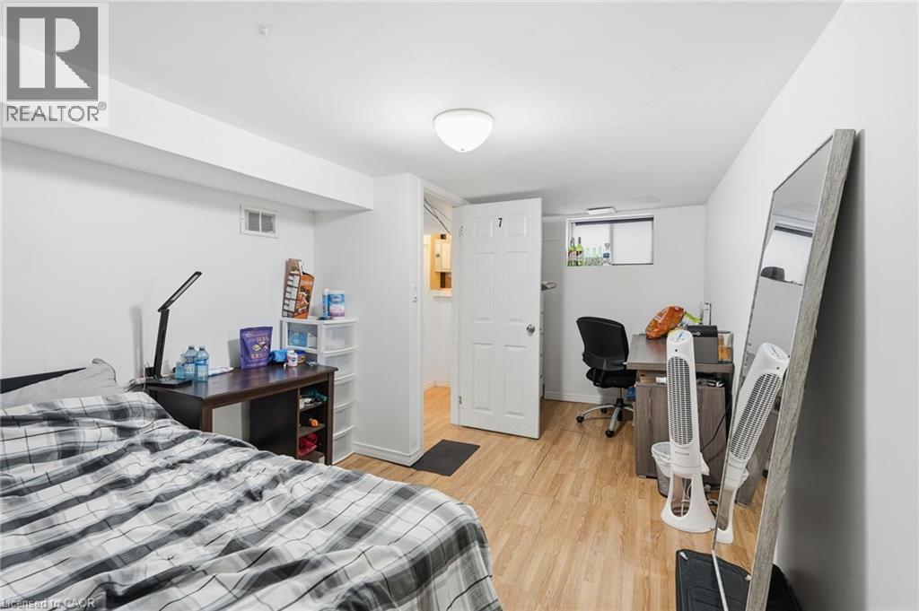 2 Gary Avenue, Hamilton, Ontario  L8S 1Y3 - Photo 34 - 40794608