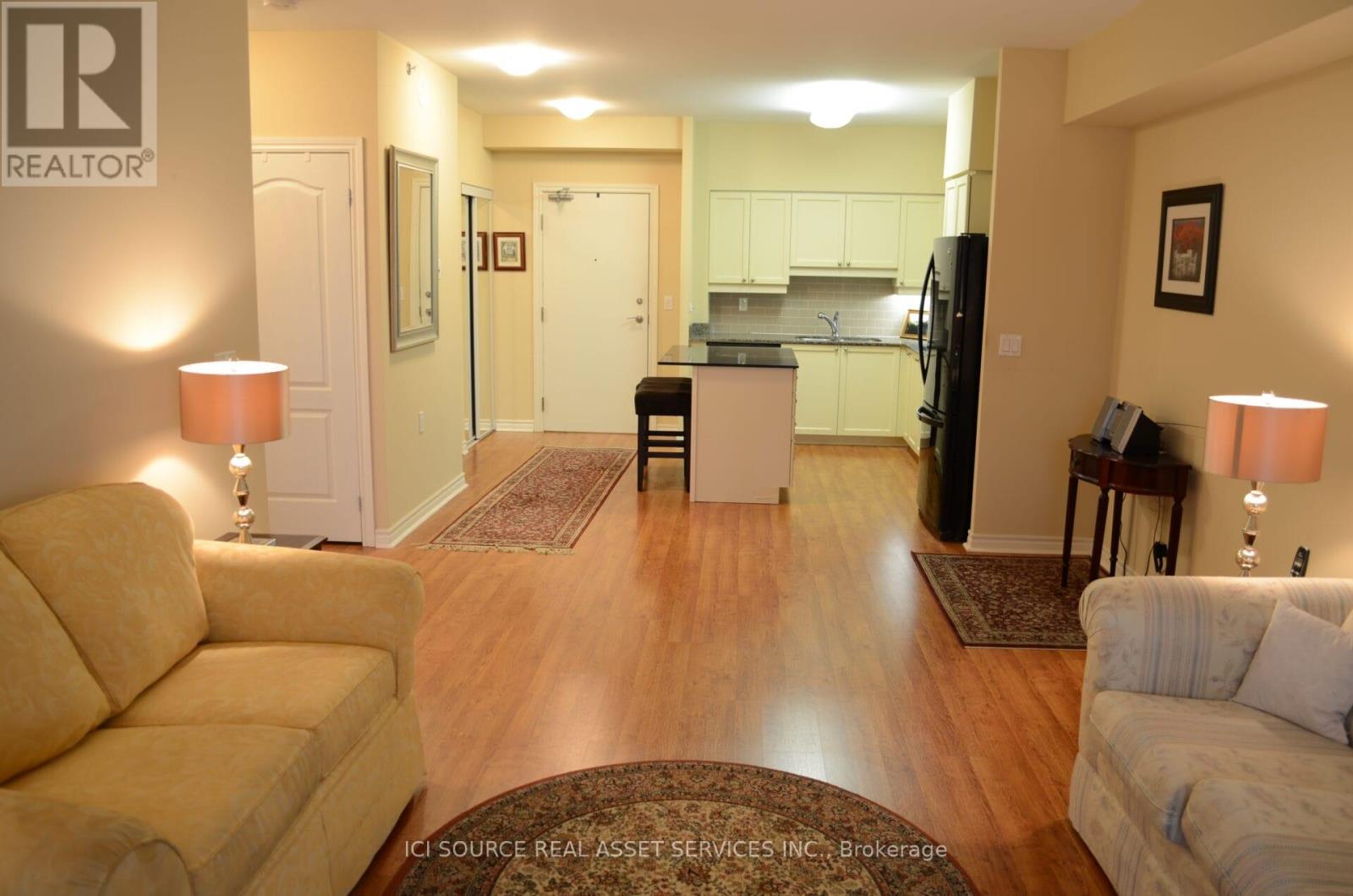 203 - 830 Scollard Court, Mississauga, Ontario  L5V 0A2 - Photo 4 - W12647476