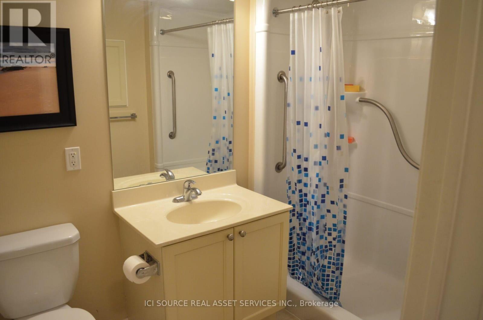 203 - 830 Scollard Court, Mississauga, Ontario  L5V 0A2 - Photo 9 - W12647476