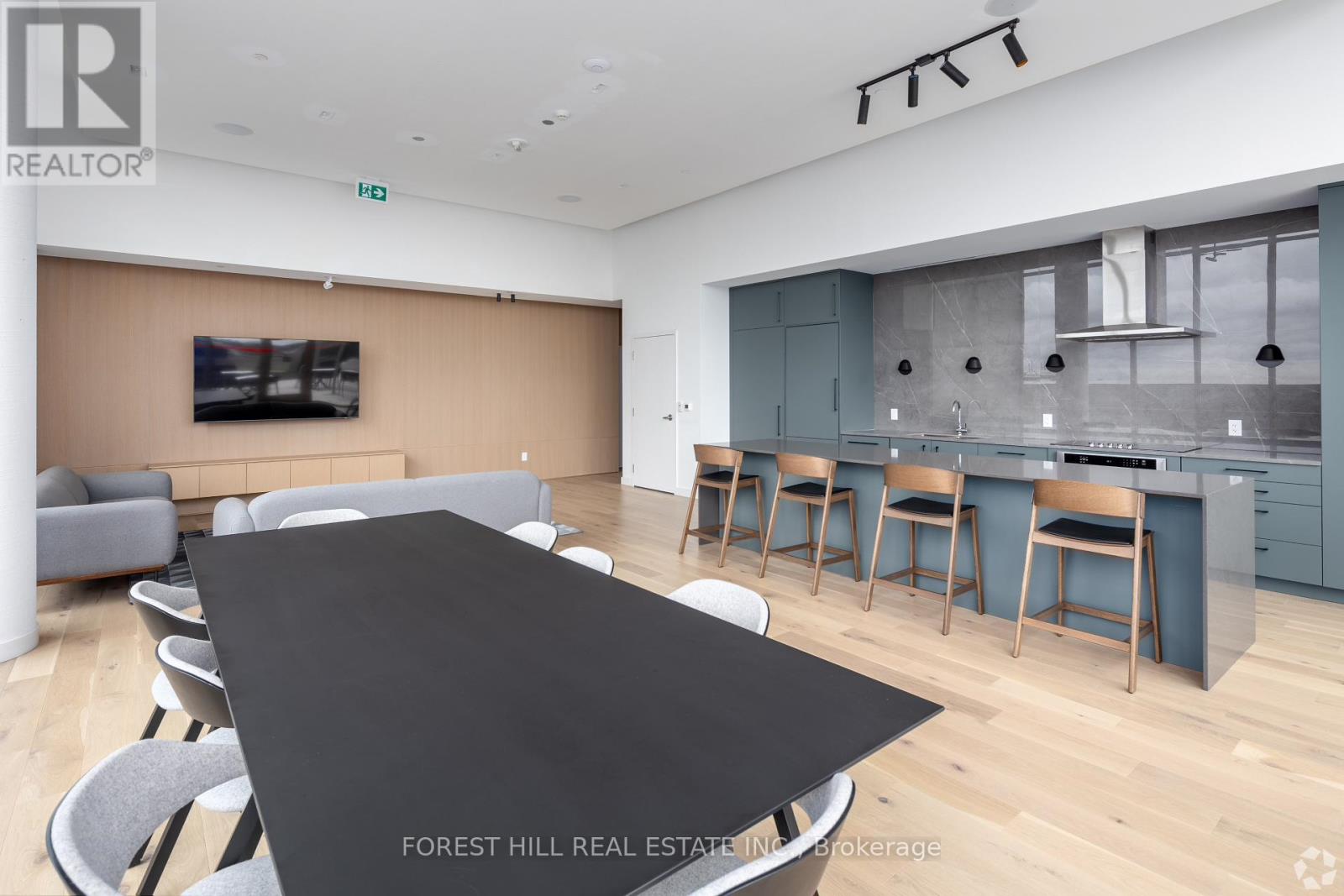 616 - 9 Croham Road, Toronto, Ontario  M6E 0B3 - Photo 28 - W12647514