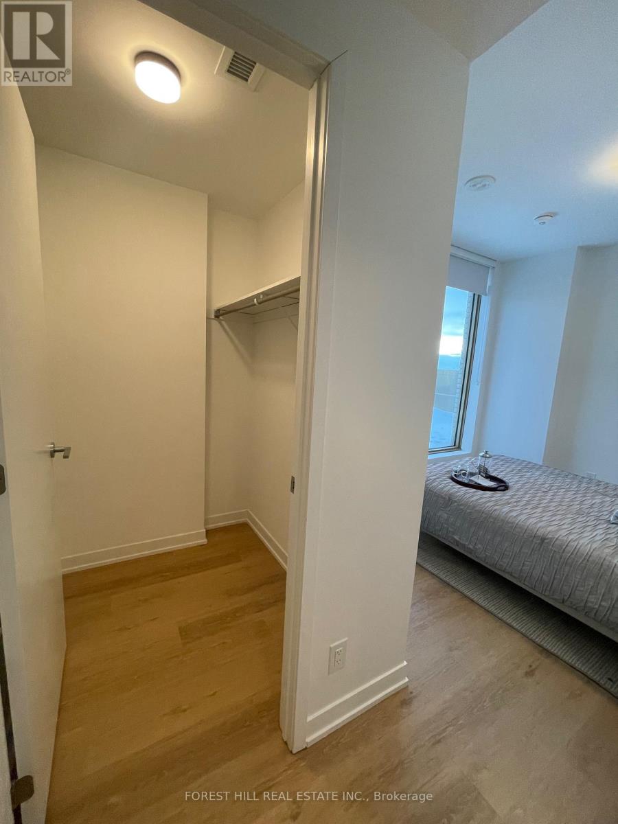 616 - 9 Croham Road, Toronto, Ontario  M6E 0B3 - Photo 7 - W12647514