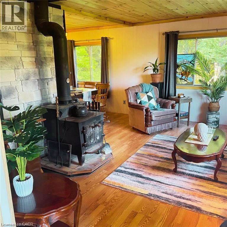 813016 E East Back Line, Grey Highlands, Ontario  N0C 1L0 - Photo 1 - 40789483