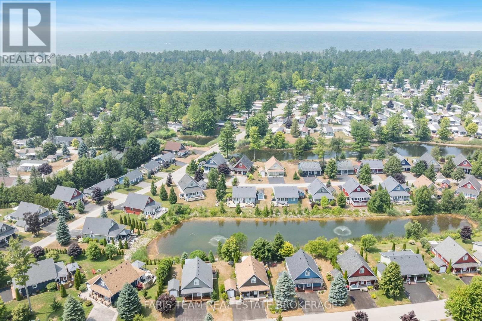 3 Awenda Avenue, Wasaga Beach, Ontario  L9Z 1X7 - Photo 28 - S12319206