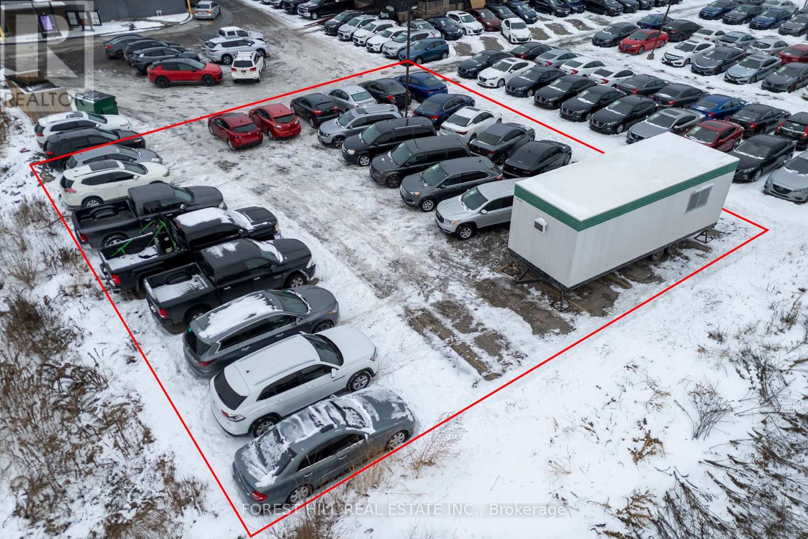 B - 1113 Finch Avenue W, Toronto, Ontario  M3J 2P7 - Photo 7 - W12646264