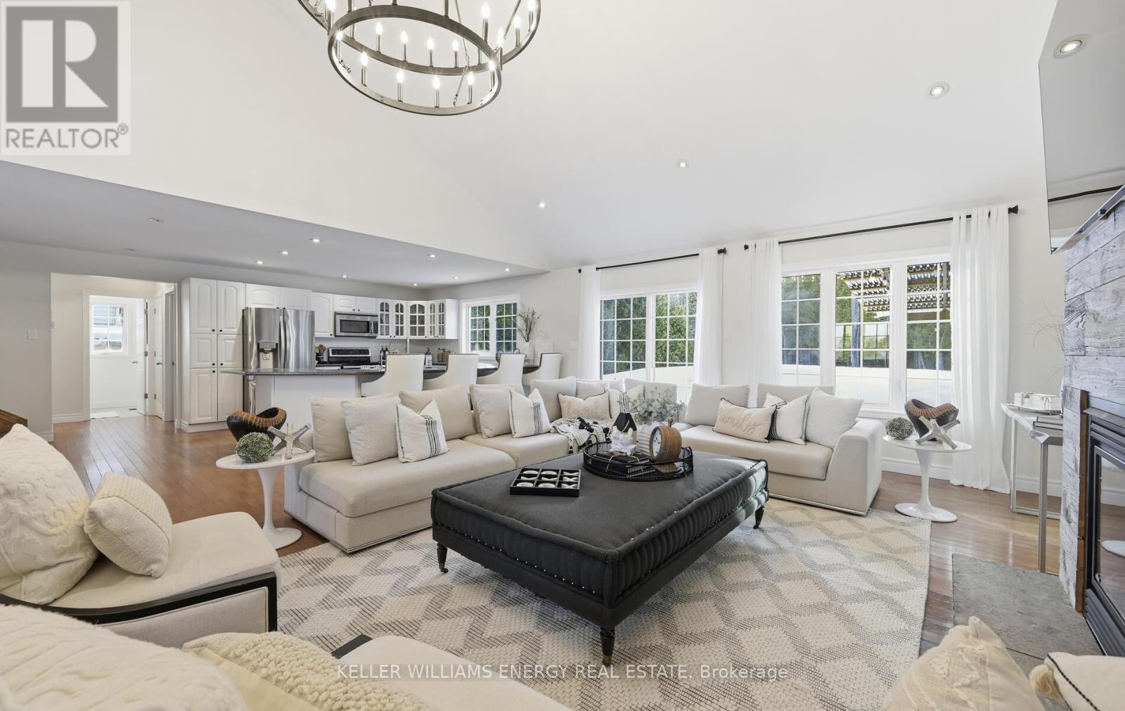 60 Davidge Drive, Scugog, Ontario  L9L 1B6 - Photo 7 - E12647540