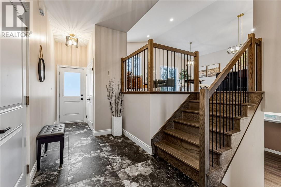 2021 Schreyer, Hanmer, Ontario  P3P 1R3 - Photo 4 - 2125950